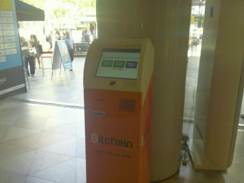 Bitchain ATM cash dispenser