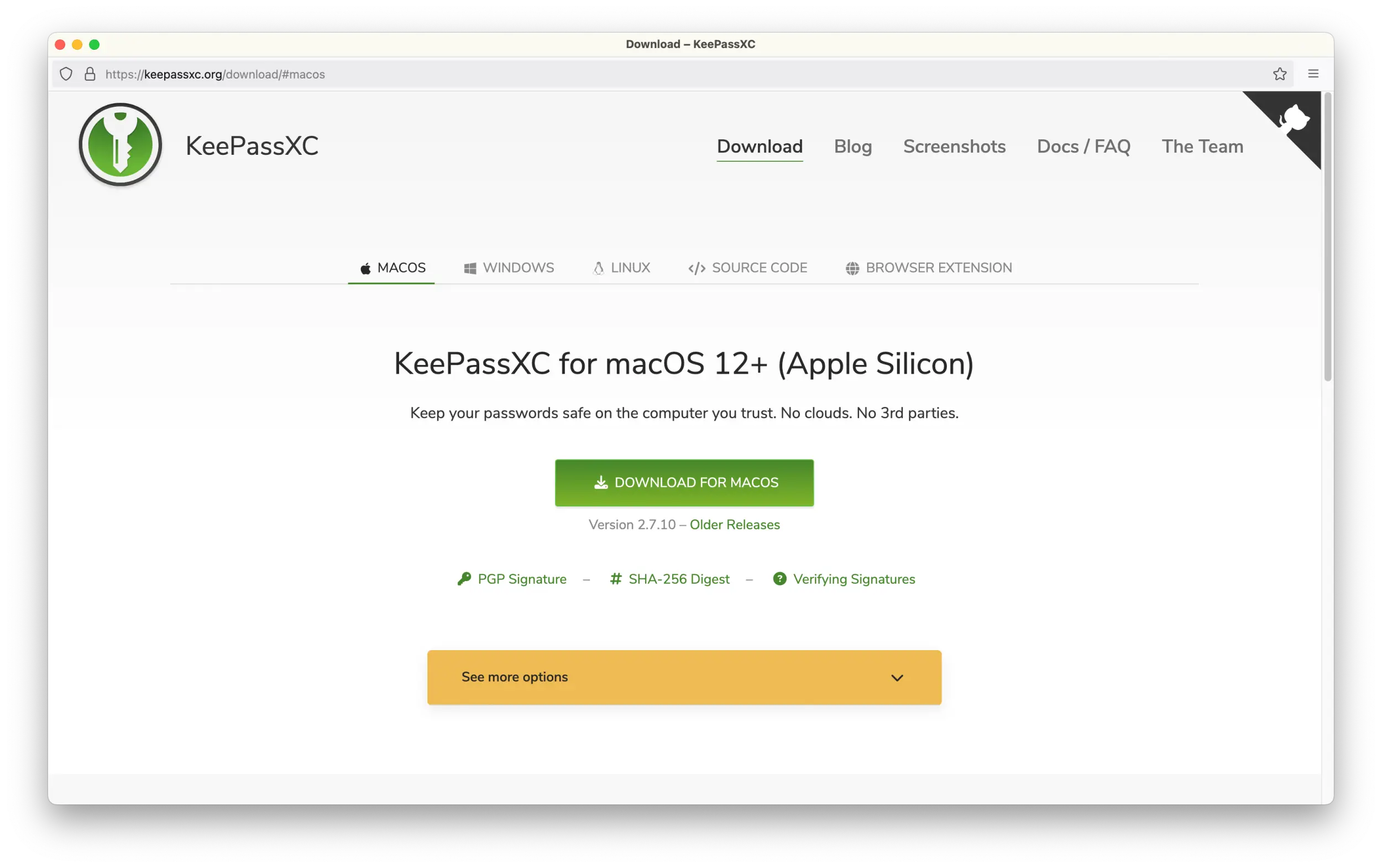Screenshot of the KeePassXC website download page.